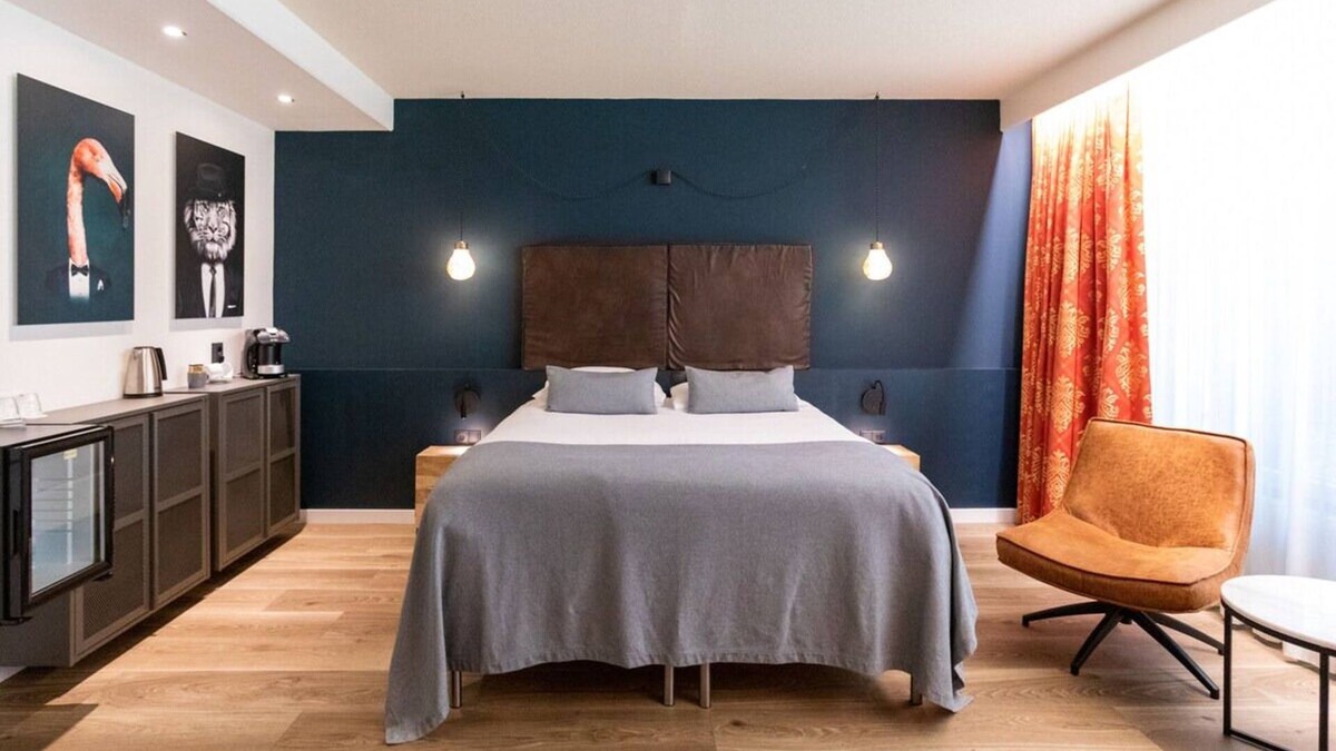 Bosschenhoofd House | 2-Unit Countryside Retreat | Forest Walks, Fresh Air & Stillness Near the City