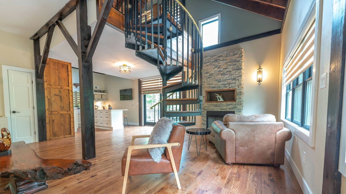 Lambertville House | 2 Units Luxurious Barn Suites in Lambertville NJ