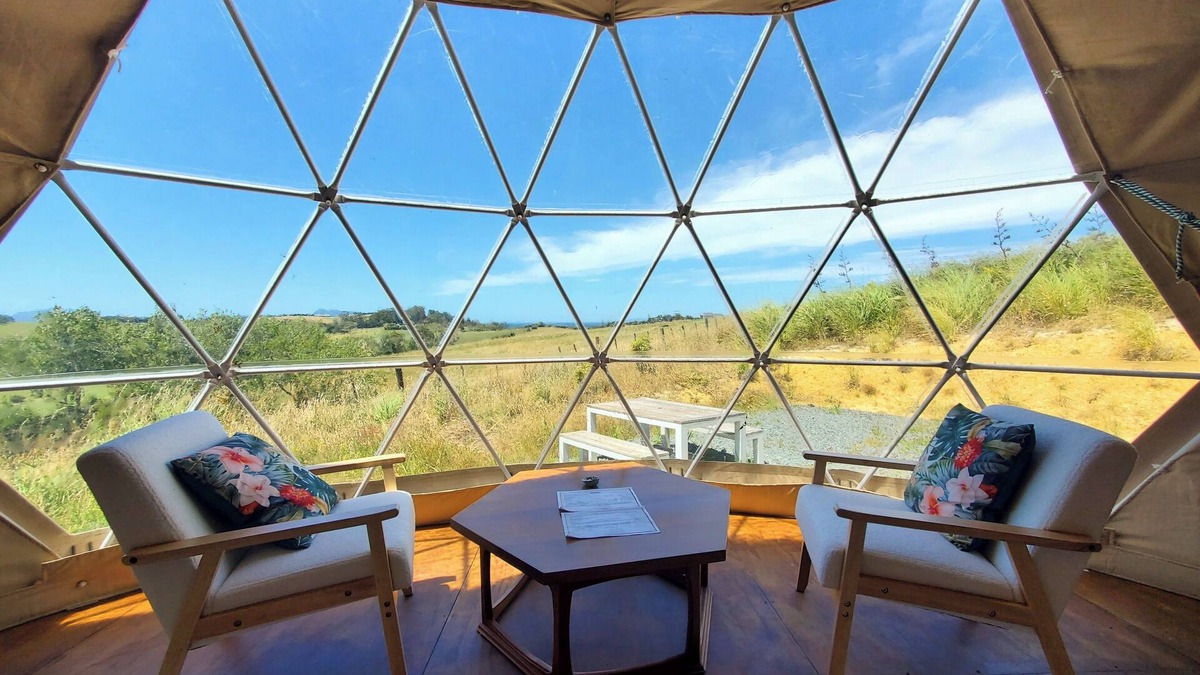 Ruakaka House | 2 Waipu Eco Off-grid Luxury Glamping Seaview Geodesic Dome