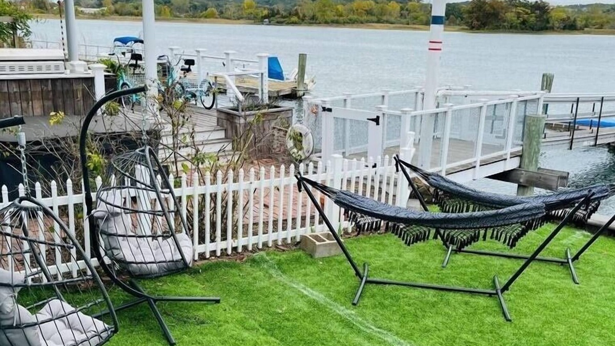 New Haven House | 2 water view new homes with outdoor Spa