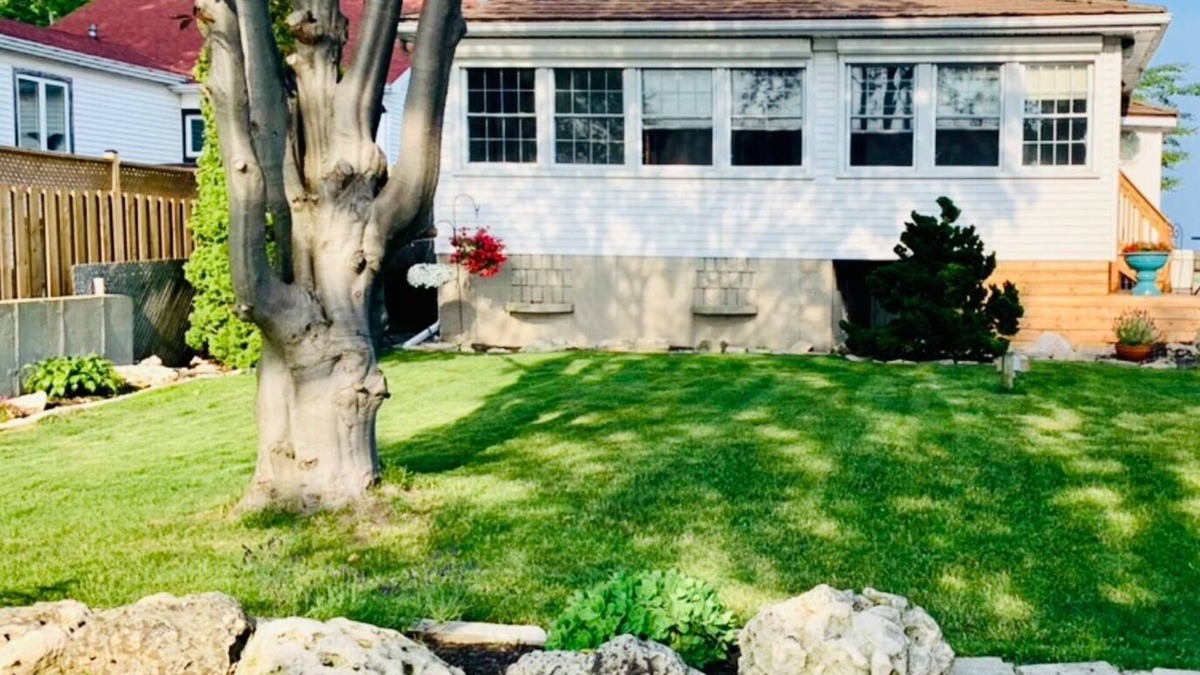 Leamington House | 2 Waters - Rare Double Waterfront Property!
