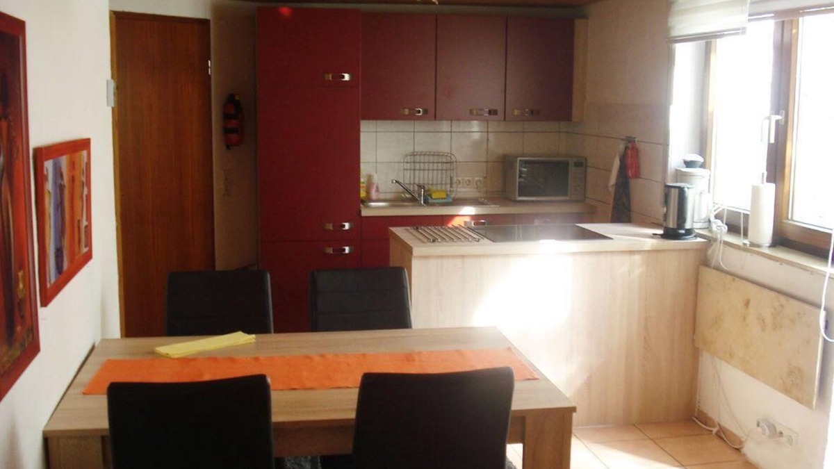 Pliezhausen Apartment | 2 Zimmer-Appartement Seerose