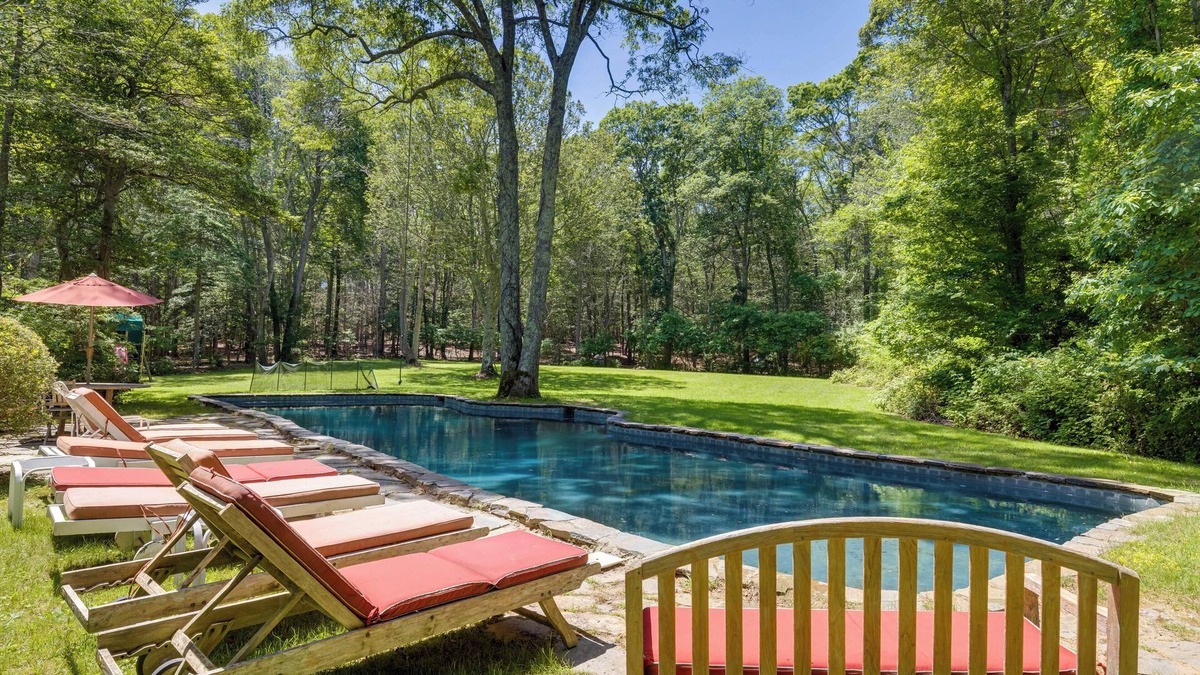 Amagansett North House | 20-Acre Hamptons Nature Escape w/Hot Tub & Pool