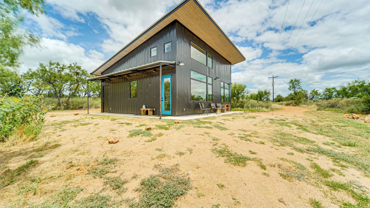Llano House | 20-Acre Property w/Trail: Hill Country Hideaway!