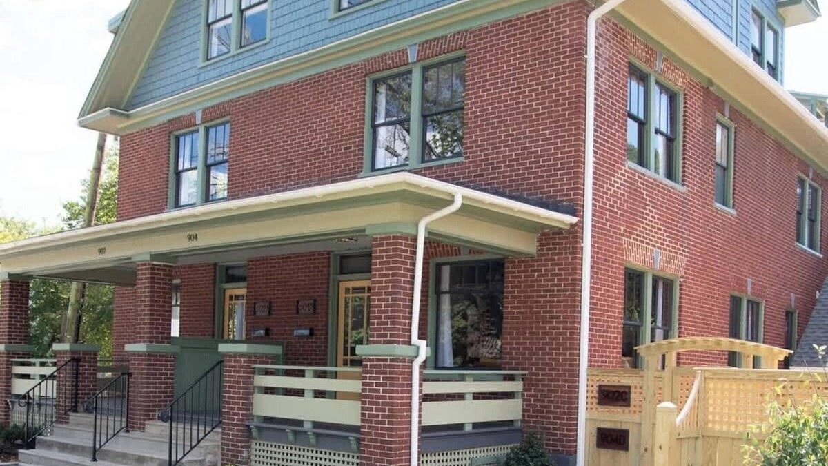 Roanoke House | 20-guest Historic Home Near Downtown|Walkable|Food