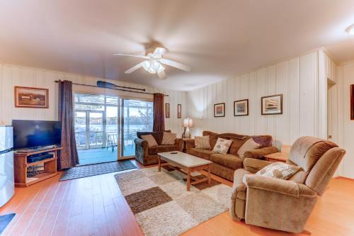 Madison House | 20 Island Drive