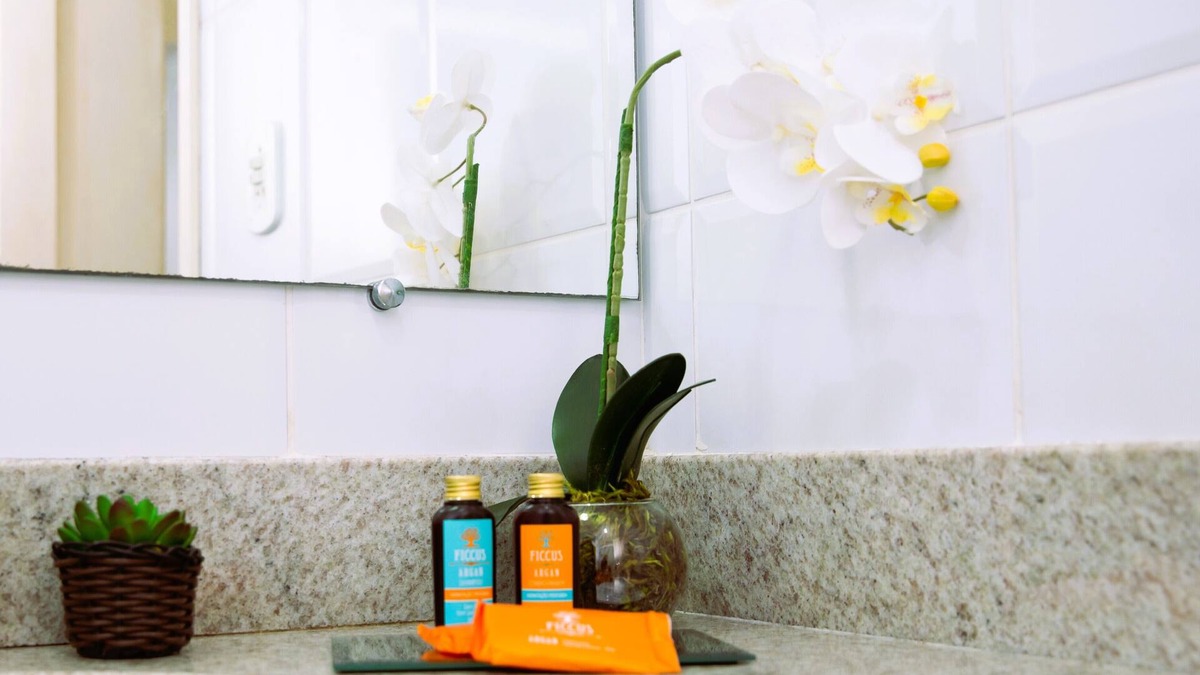 Centro Apartment | 20 m from the beach in the center of Guarapari - Brazilian Corner