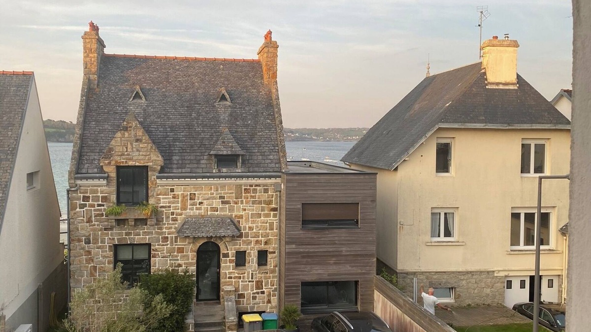 Saint-Mathieu Apartment | 20 meters from the beach, T2 sea view apartment for rent,