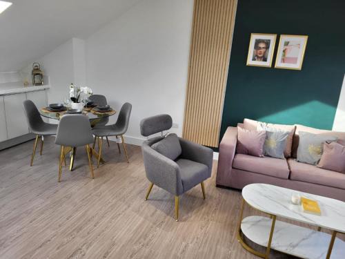 Tooting Apartment | 20 mins to central London, Stylish sky views 2 bed