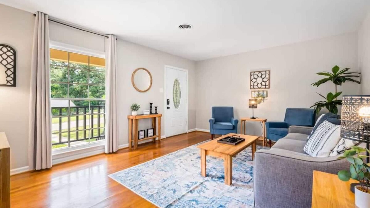 Mobile House | 20 Mins to Downtown! Relaxing Rambler