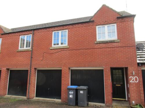 Rugby Apartment | 20 Nightingale Gardens, Coton Park, Rugby CV23 0WT