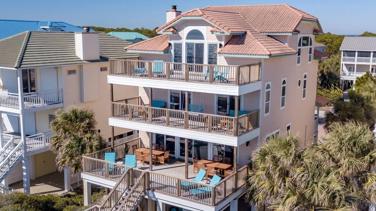 Plantation House | 20% OFF FALL! 5BR/4.5BA, Sleeps 22, Elevator, Pet Friendly