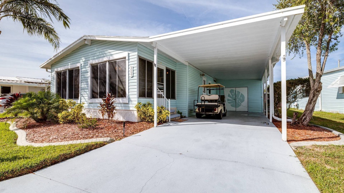 Lakeland House | 20% off Month Stays |55+ Resort Home w/Golf Cart |5 Star Country Club in Cypress Lakes |Golf & Pool