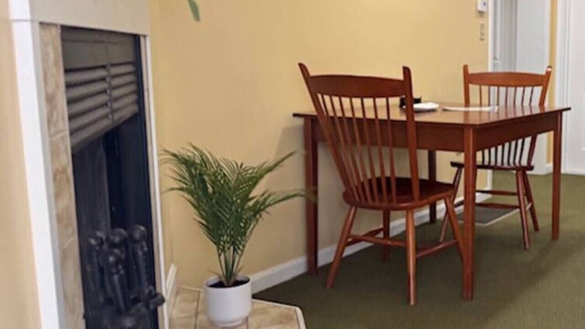 Francestown House | 20% Sale April/May NH Condo Unit 4C