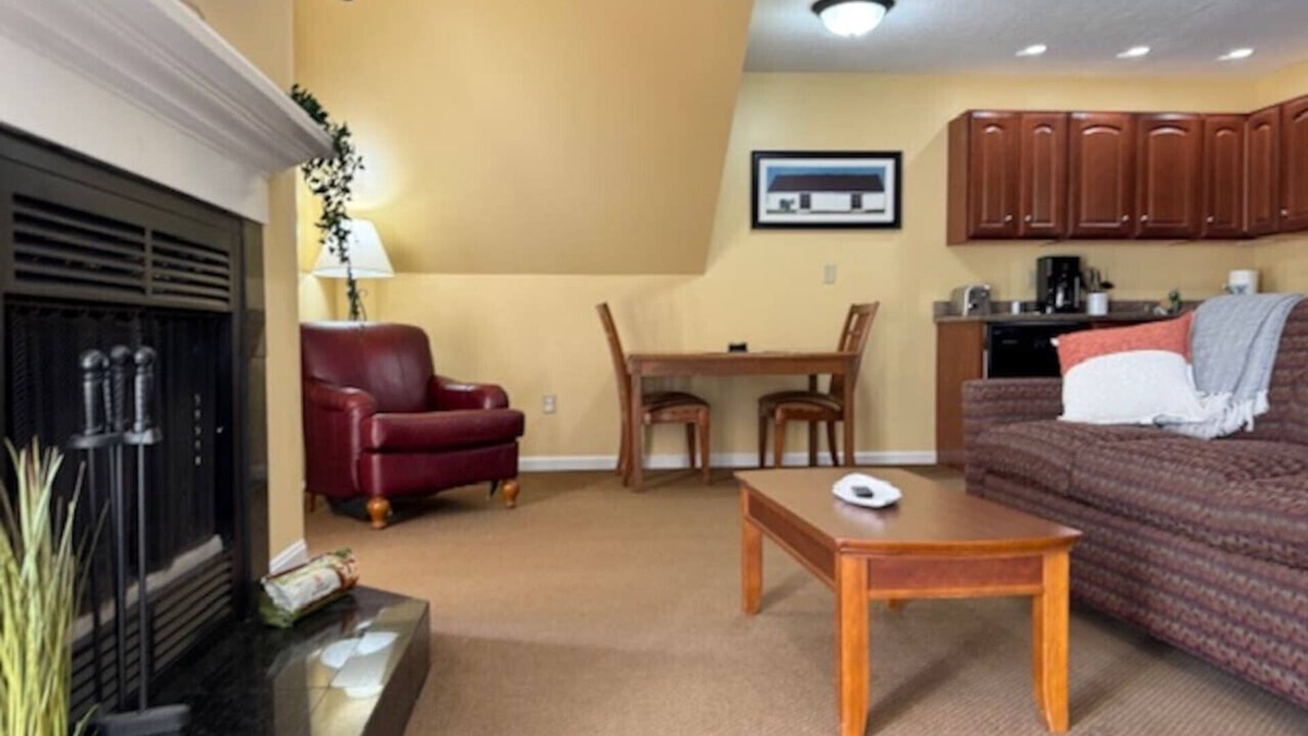 Francestown House | 20% Sale April/May NH Condo Unit 2D