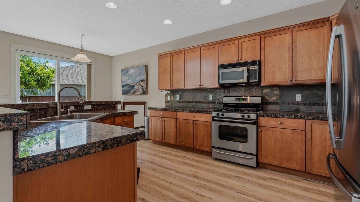 Five Corners House | 20% Weekly Discount! 15 minutes to PDX, 35 minutes to hiking the Columbia Gorge!