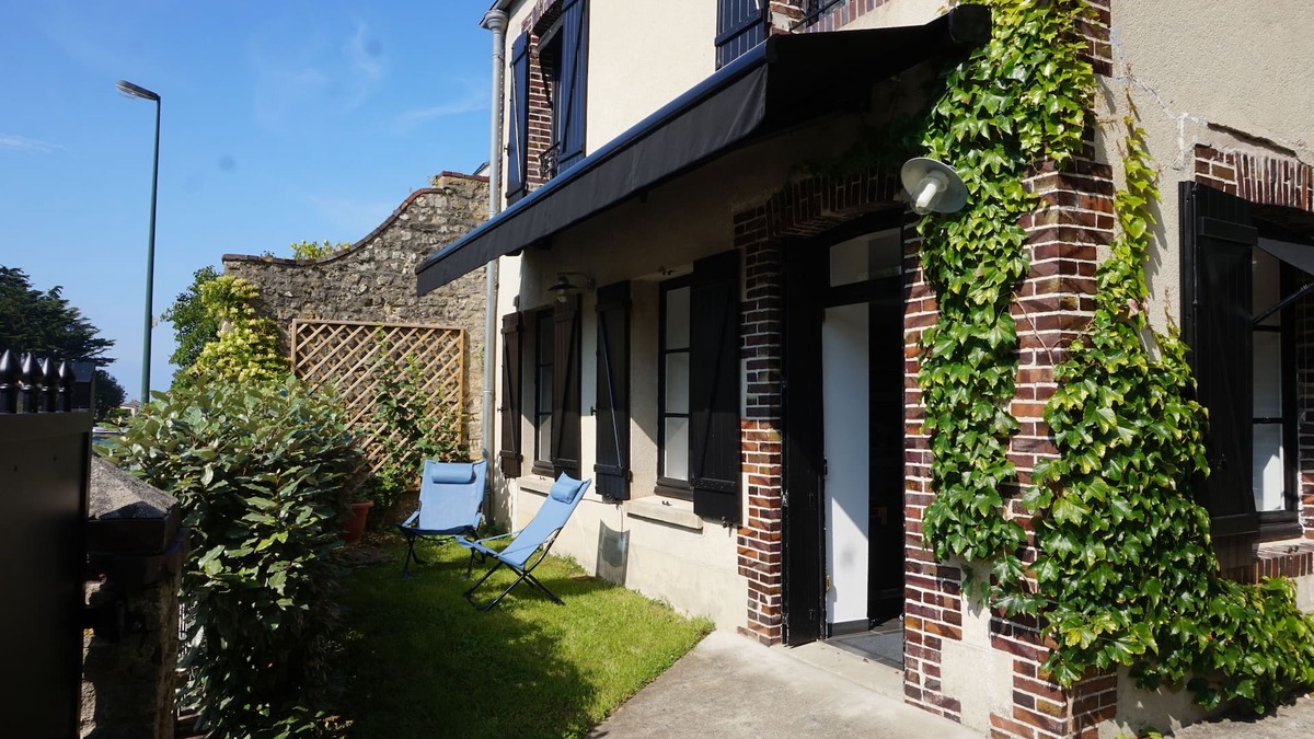 Saint-Laurent-sur-Mer House | 200 m from the sea - Holiday house in Normandy