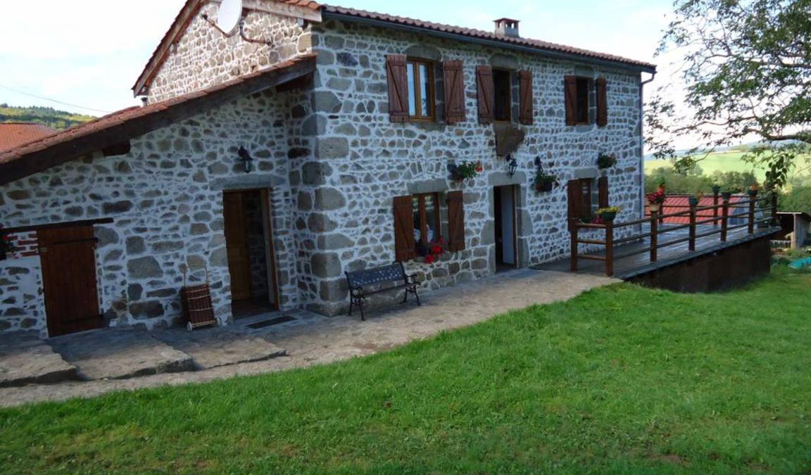 Laprugne Cottage | 200 m² Cabin ∙ 3 bedrooms ∙ 8 guests