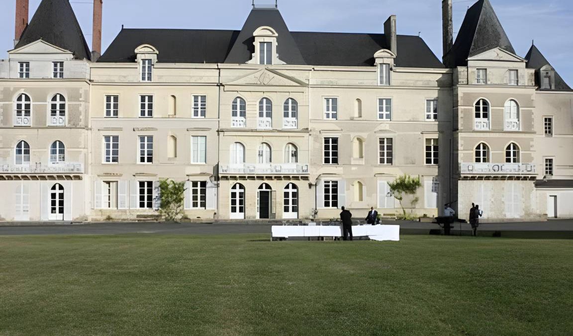 Baune Hotel | 200 m² Hotel ∙ 4 bedrooms ∙ 13 guests