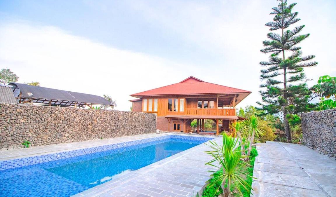 Sidomulyo House | 200 m² House ∙ 3 bedrooms ∙ 12 guests