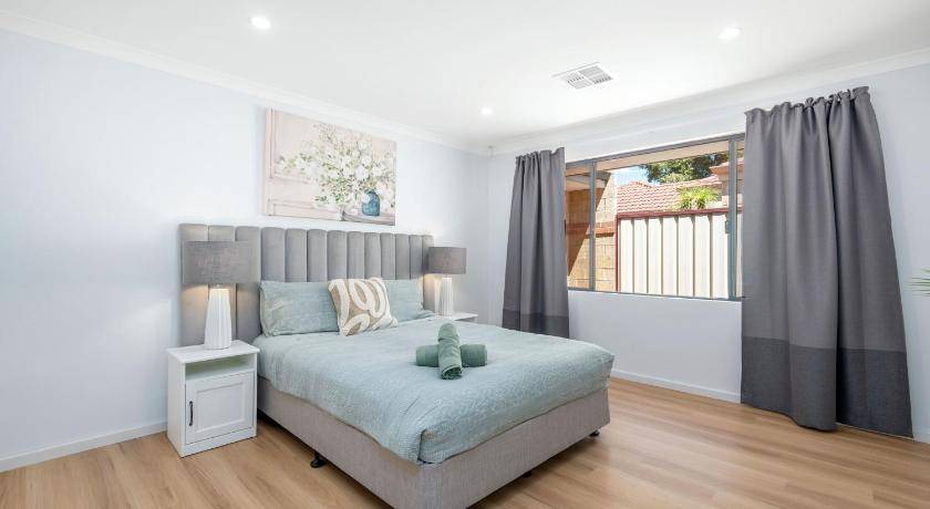 Bateman House | 200 m² House ∙ 4 bedrooms ∙ 8 guests
