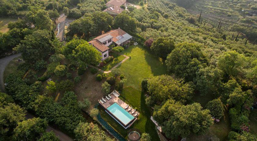 Nord-Ovest Resort | 200 m² Resort ∙ 4 bedrooms ∙ 10 guests