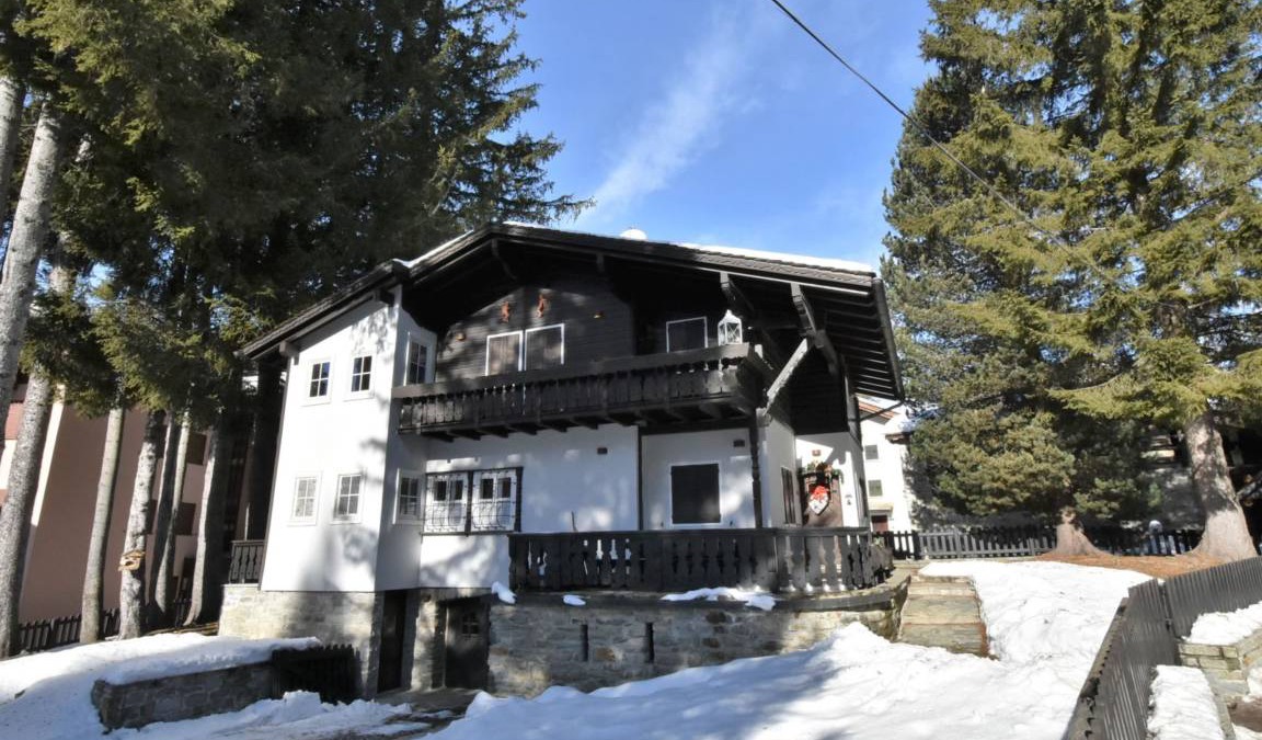 Madesimo Villa | 200 m² Villa ∙ 1 bedroom ∙ 9 guests