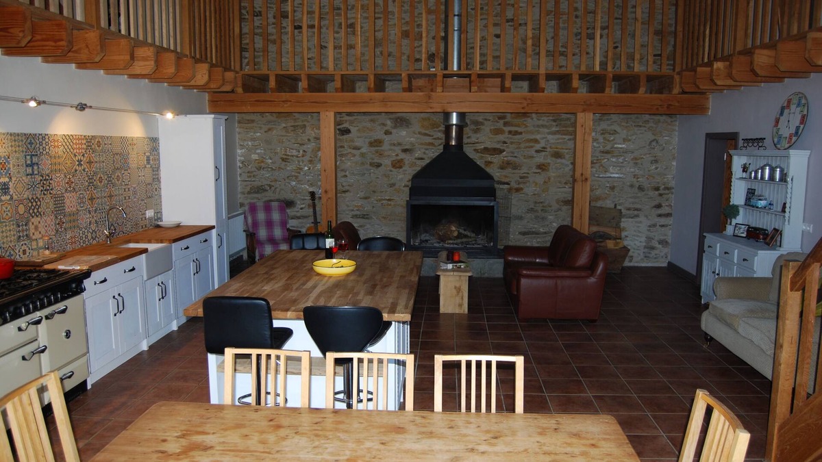 Mialet House | 200 year old converted Barn with private outdoor heated swimming pool