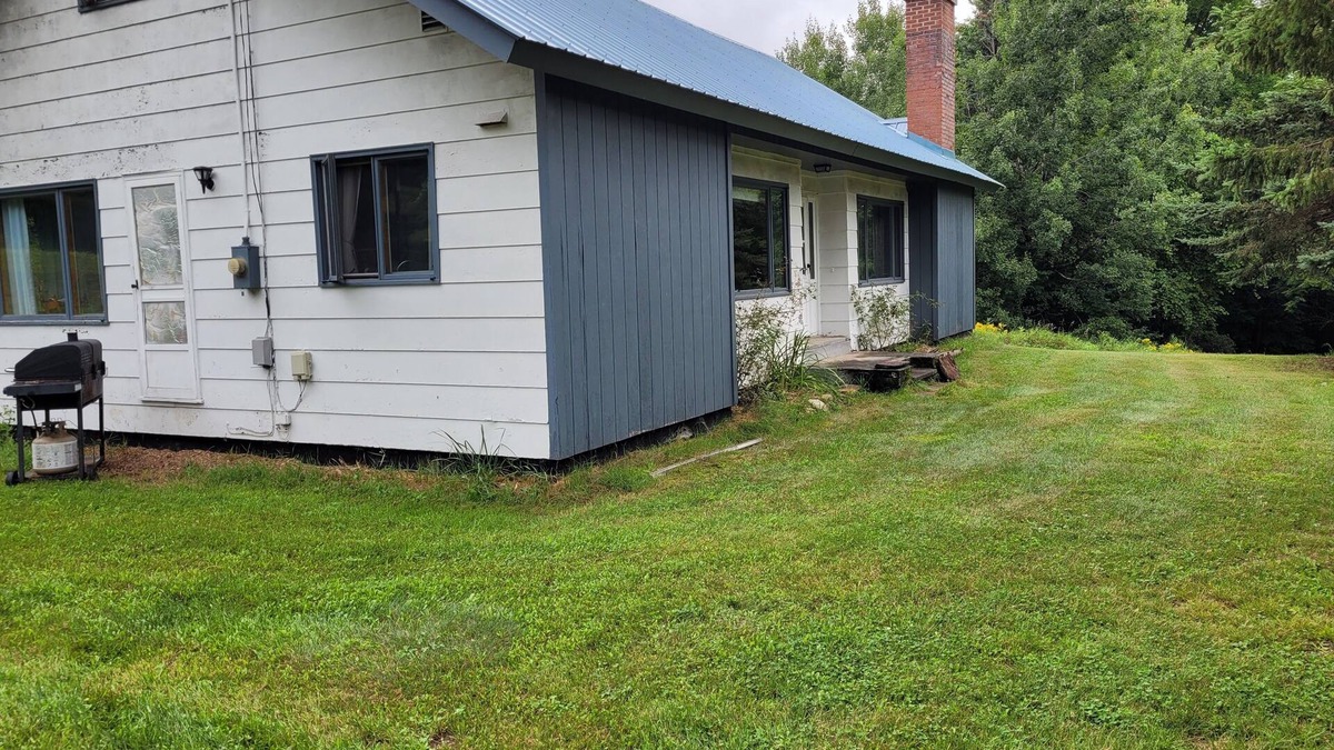 Keene House | 2000sq ft. home in Keene NY "HOME OF THE HIGH PEAKS" ADK MTS.
