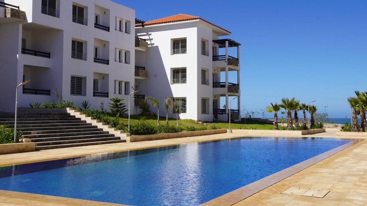 El Mansouria Apartment | 200m from the sea, quiet and spacious garden level, ideal for families