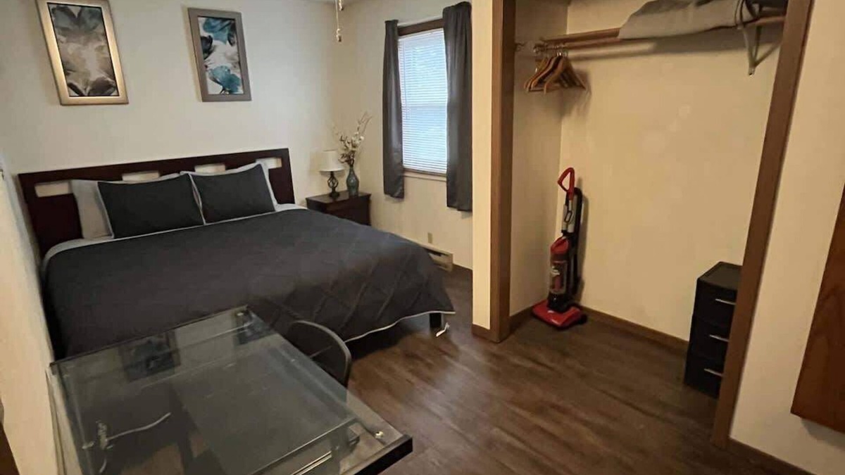 Tomah Apartment | 201 E Veterans St Apt A by Patriot Properties