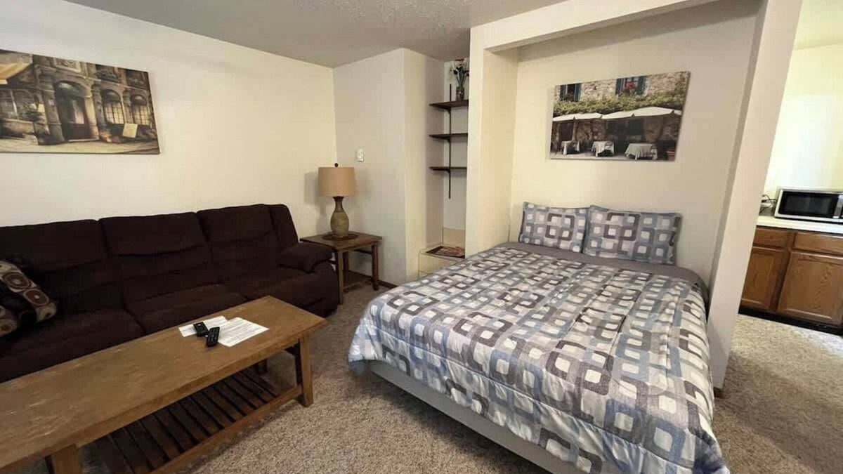 Tomah Apartment | 201 E Veterans St Apt G by Patriot Properties