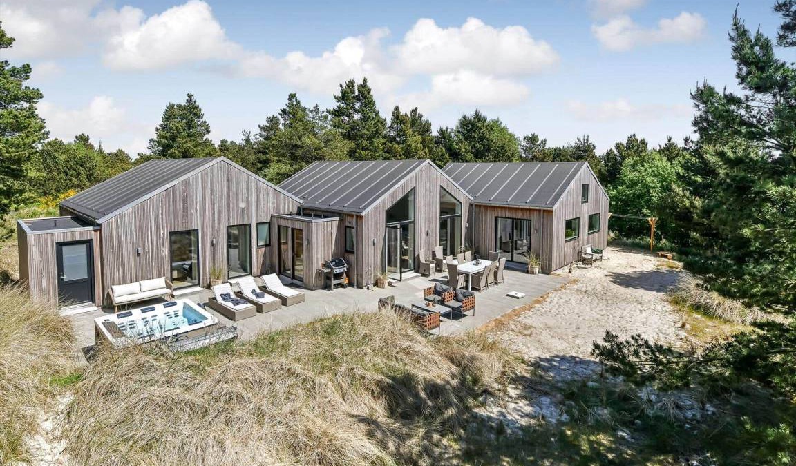 Blavand Strand House | 202 m² House ∙ 4 bedrooms ∙ 10 guests