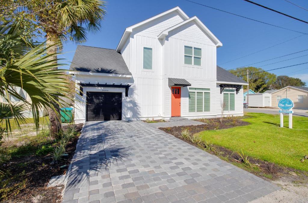 Laguna Beach Estates House | 20206 First Ave by Blue Swell