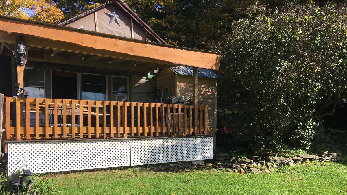 Cooperstown Cabin | 2023-24 Private attached cabin Cooperstown close, BallPark 5mins, Sorry no-pets.