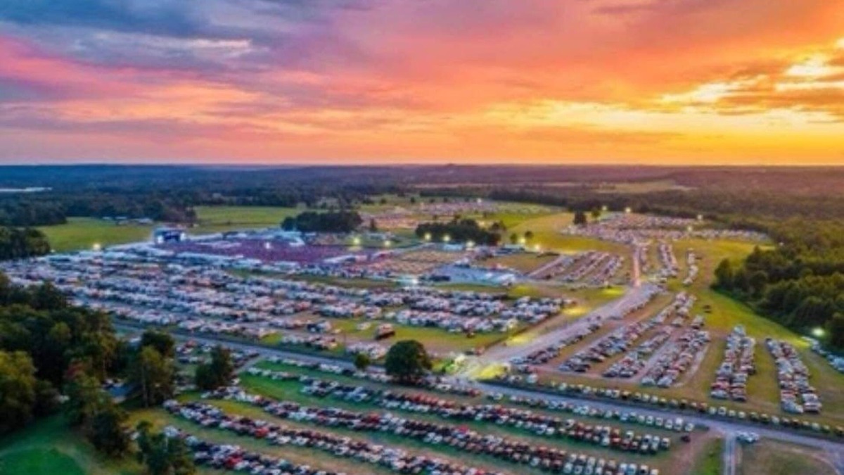Cullman RV Rental | 2024 Rock The South RV Camping Walk To Rock The South