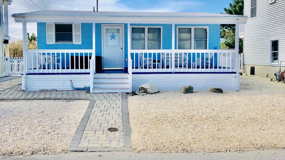 Holgate House | 2025 Fall Specials- 3 night minimum stay- Holgate 3 bedroom