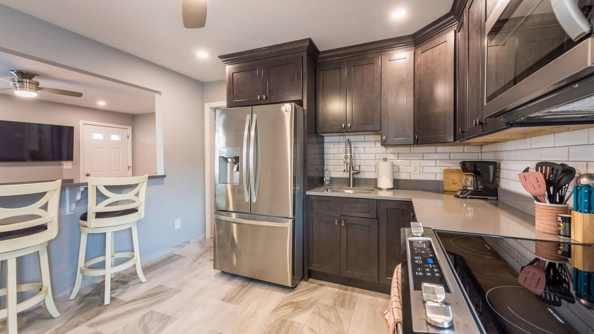 Ortley Beach House | 2025 LAVALLETTE: NEW Gourmet Kitchen & Bathroom & AC System & Outdoor shower