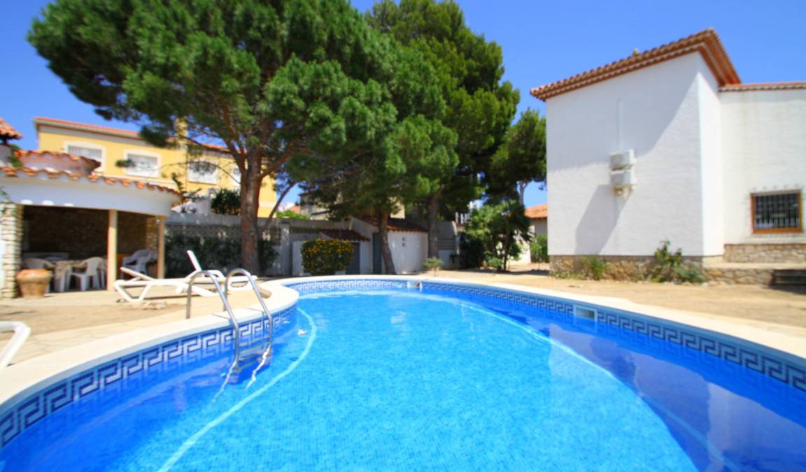 Miami Platja Villa | 204 m² Villa ∙ 3 bedrooms ∙ 8 guests