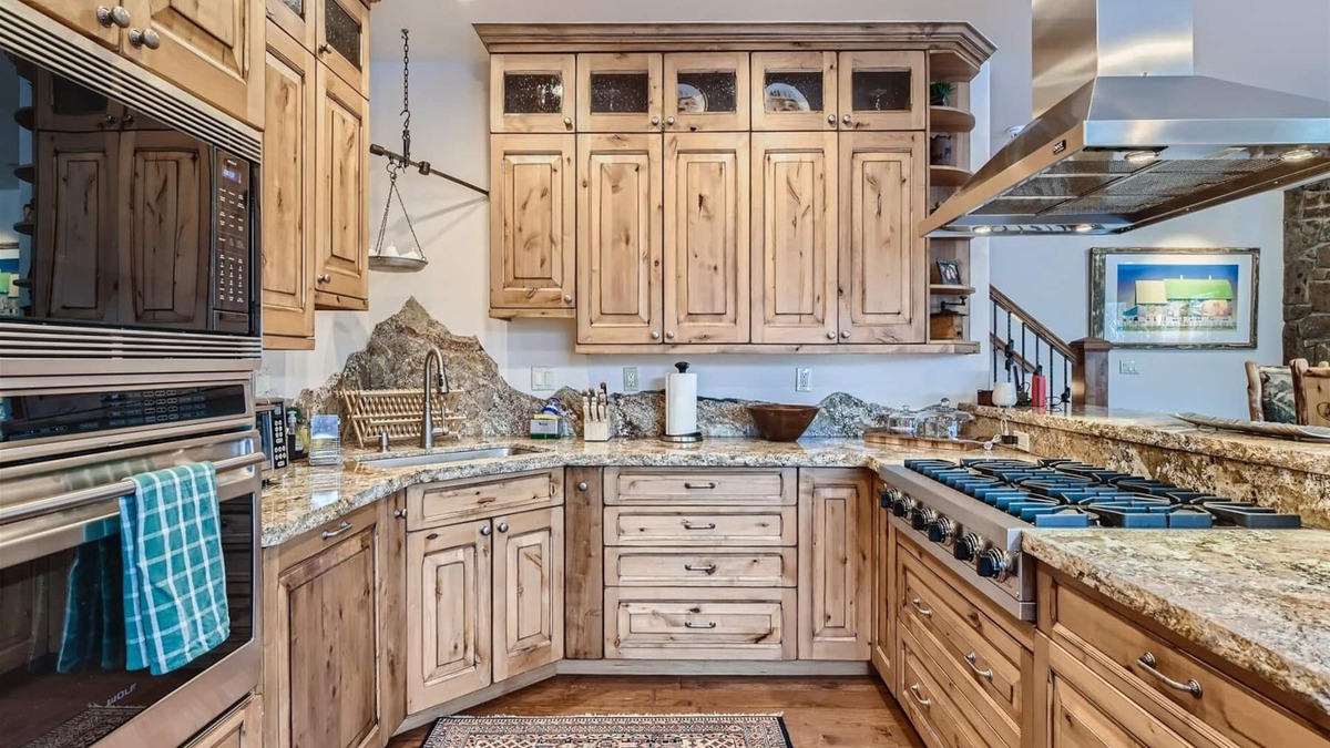 Highland Meadows House | 2095 Vermont Rd., West Vail Home -Hot Tub on Deck, Chef`s Kitchen, and Great Views!