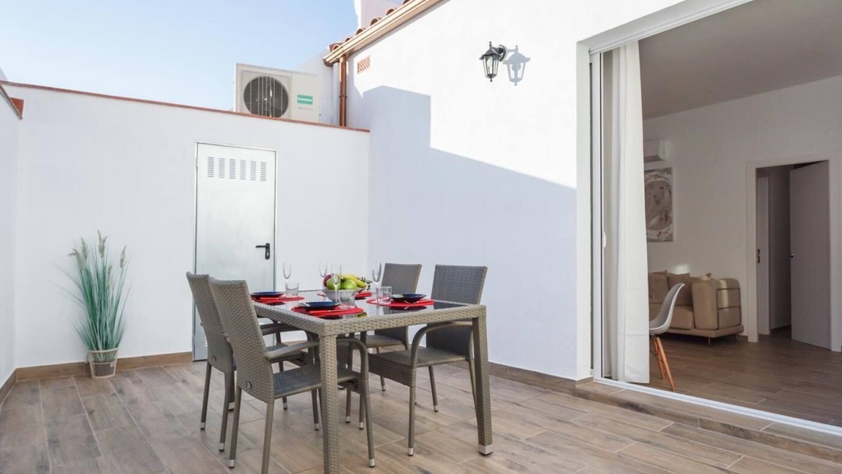 Mataro Apartment | 20km from Barcelona and next to the beach, terrace , matarolux7