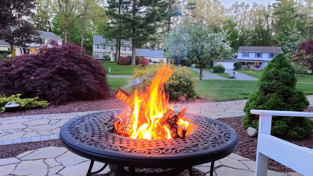 Clifton Park House | 20minutes to Saratoga track, 3mi to highway. Pet friendly. Avaiable til end Aug.