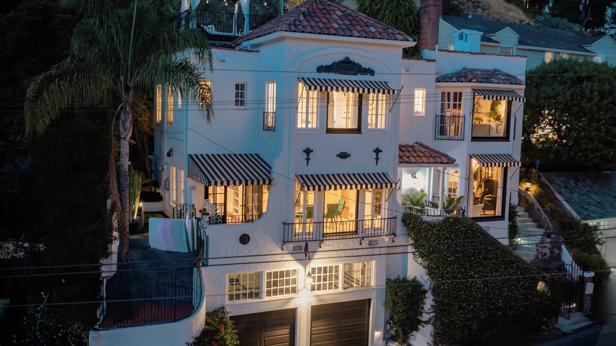 Hollywood Hills West House | 20’s Classic Hollywood Villa -Lagoon Pool, Hot Tub, Decks, Garage, Views