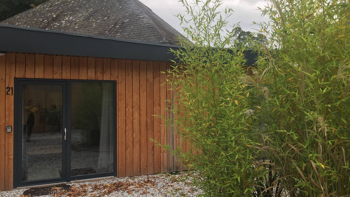 Bouchemaine Cottage | 21-Cottage-Family-Ensuite with Shower-Garden view