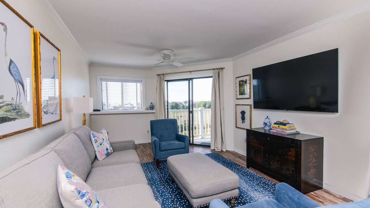 Edisto Island Villa | 210 Bay Creek Villa-Beautiful 2nd Floor Villa;Private Balcony;Water Views;Communal Pool