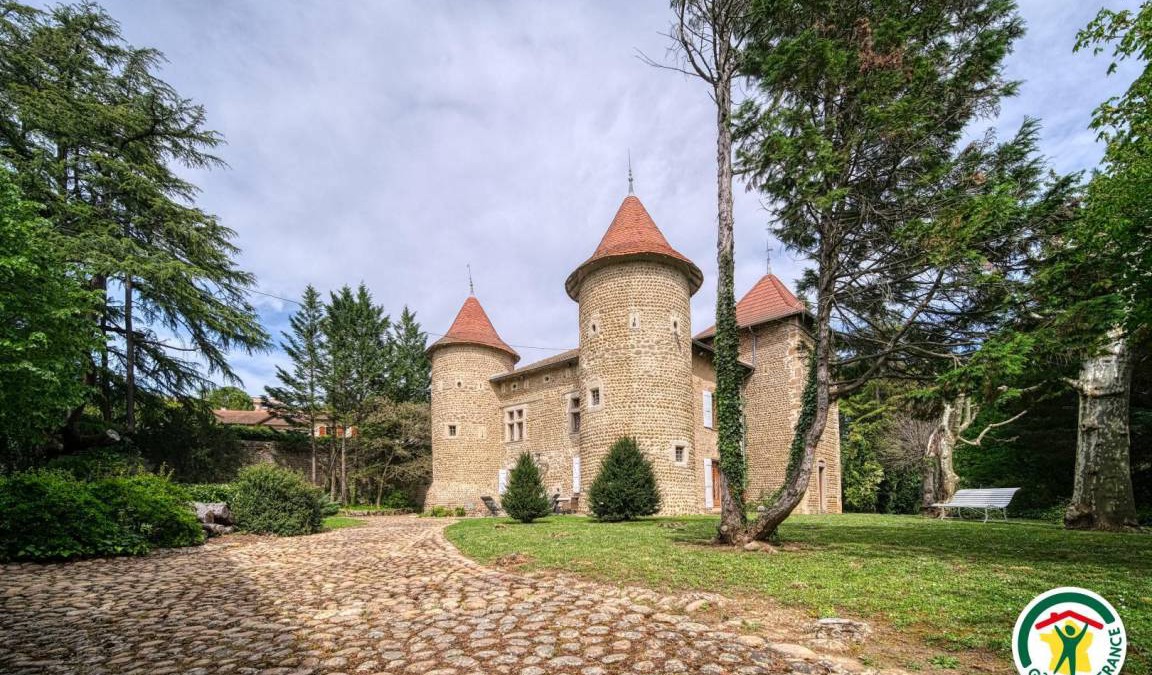 Albon House | 210 m² Gîte ∙ 3 bedrooms ∙ 8 guests