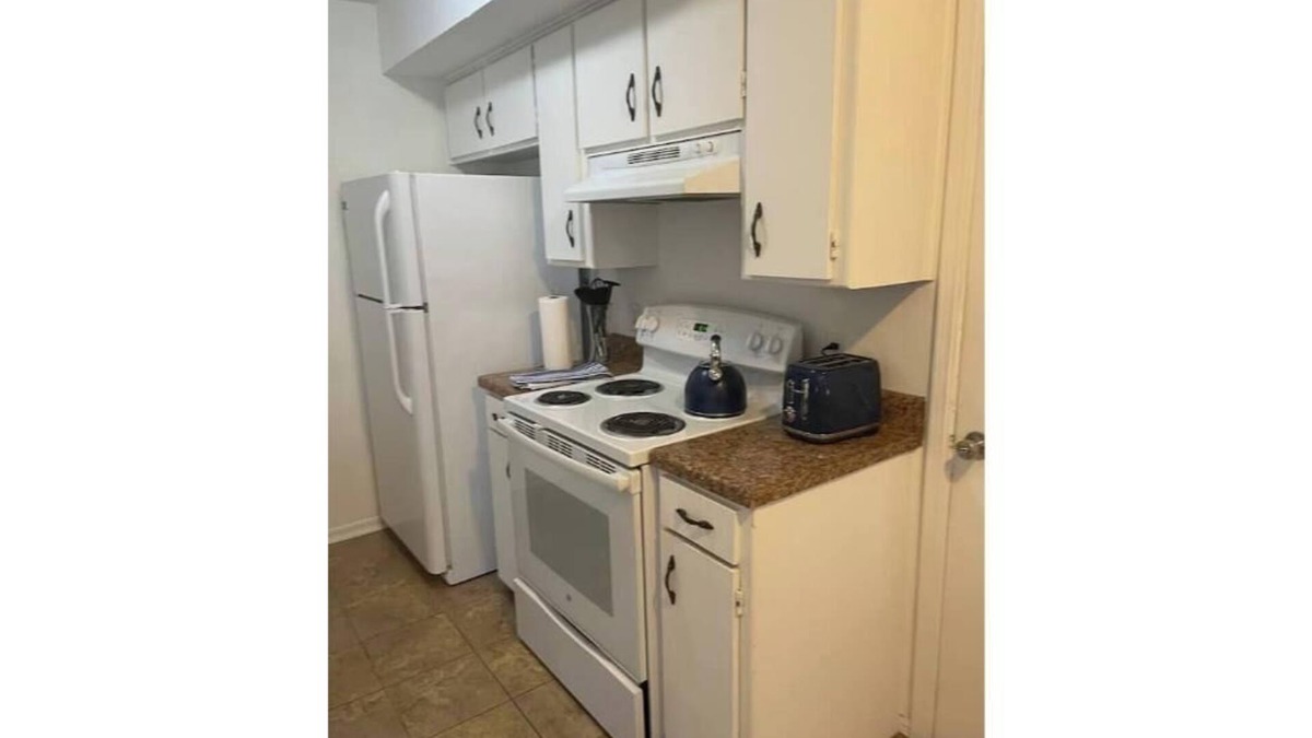 Enid House | 2105 Quiet 2 Bed/1 Bath Duplex,1 King and 1 Queen
