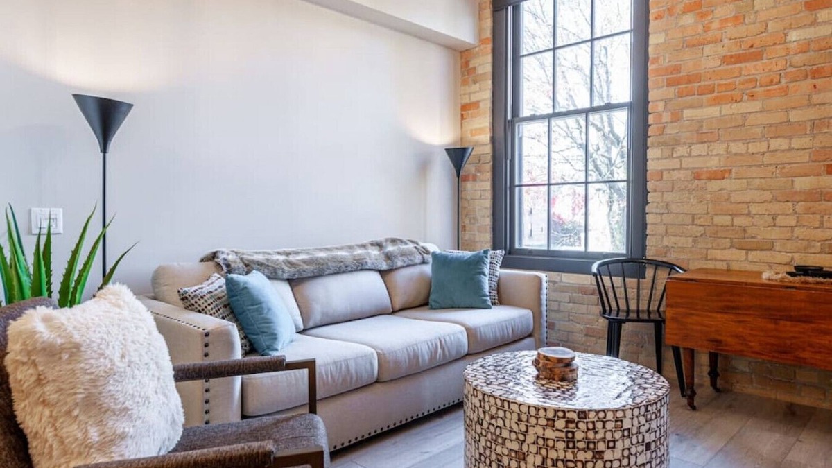 Stratford Condo | 211 · The Baldwyn Loft - 2 Bedrooms - Downtown