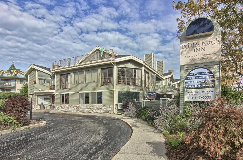 Charlevoix House | 212 Pointes North Inn