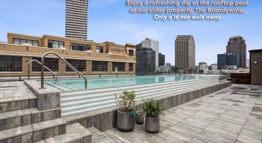 Arts/Warehouse District Apartment | 214 m² Apartment ∙ 7 bedrooms ∙ 18 guests